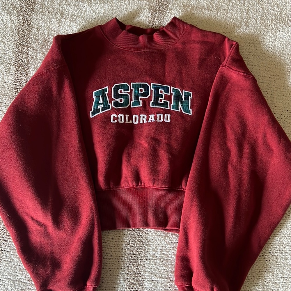 Forever 21 crewneck